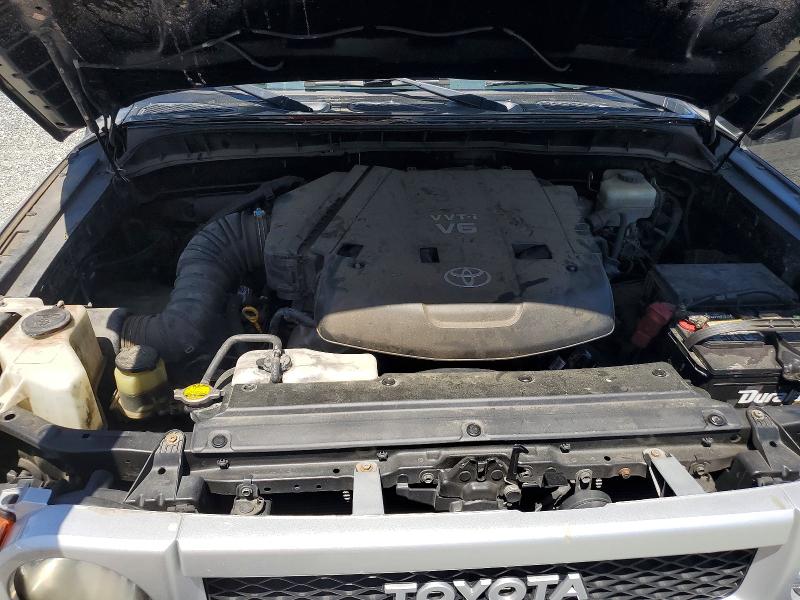 53601856 :رقم المزاد ، JTEBU11F570017355 vin ، 2007 Toyota Fj Cruiser مزاد بيع