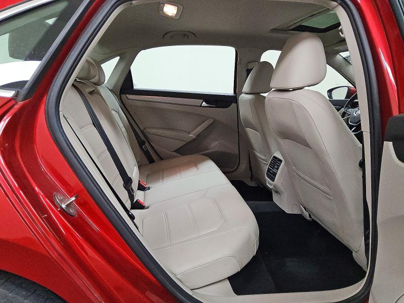 54115156 :رقم المزاد ، 1VWSA7A32MC018802 vin ، 2021 Volkswagen Passat مزاد بيع