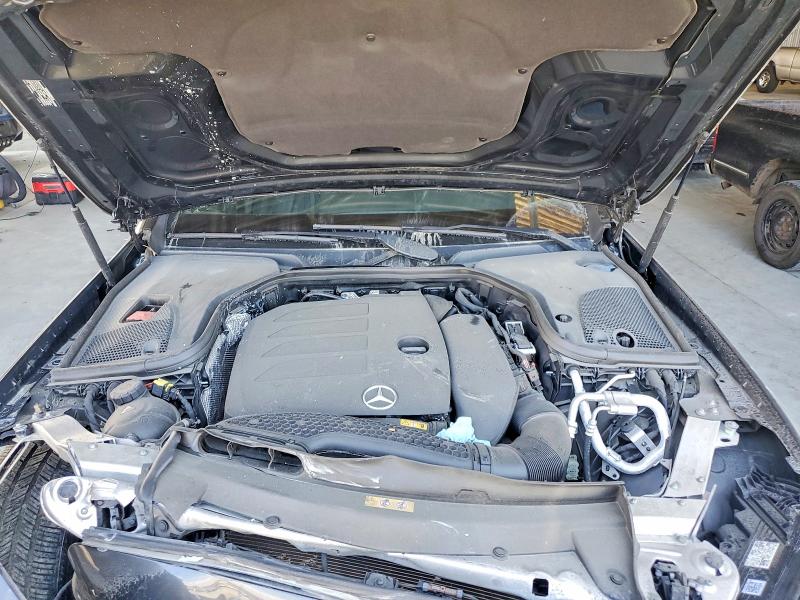 55610236 :رقم المزاد ، W1KZF8DB1NB022011 vin ، 2022 Mercedes-benz E مزاد بيع