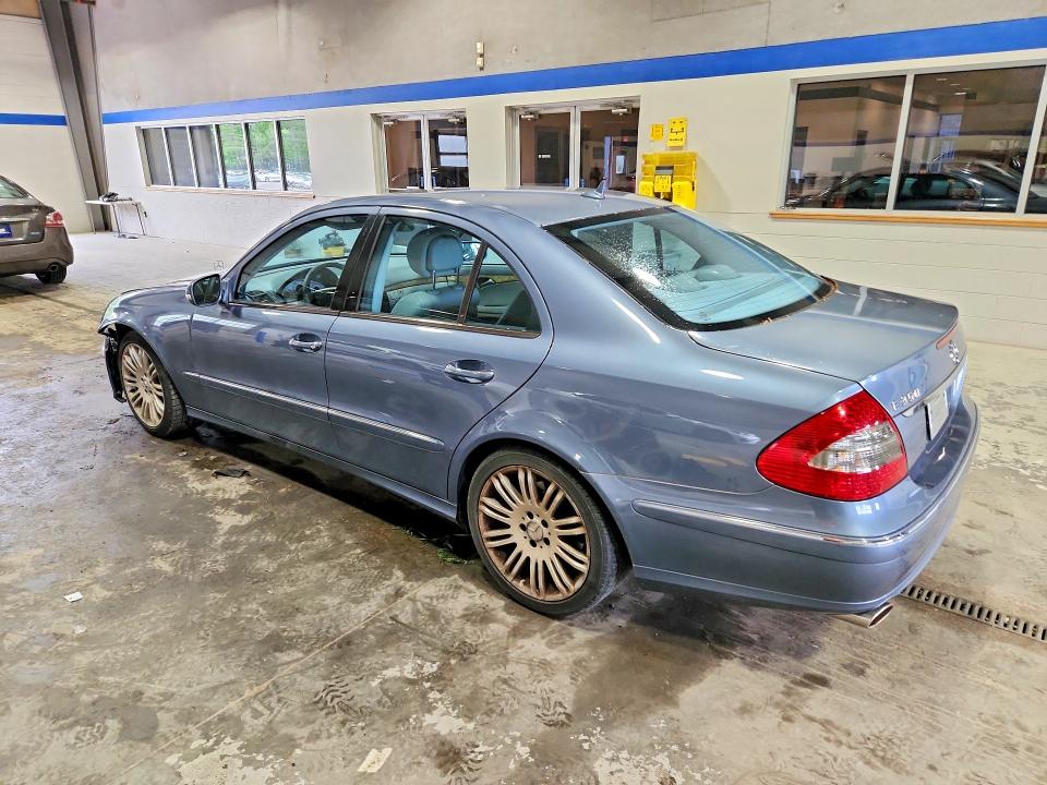 2007 Mercedes-benz E მანქანა იყიდება აუქციონზე, vin: WDBUF56XX7B081071, აუქციონის ნომერი: 52891646