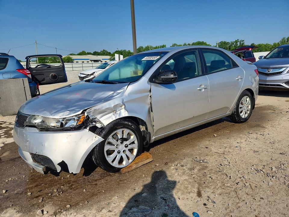 2013 Kia Forte მანქანა იყიდება აუქციონზე, vin: KNAFU4A20D5733726, აუქციონის ნომერი: 53580466