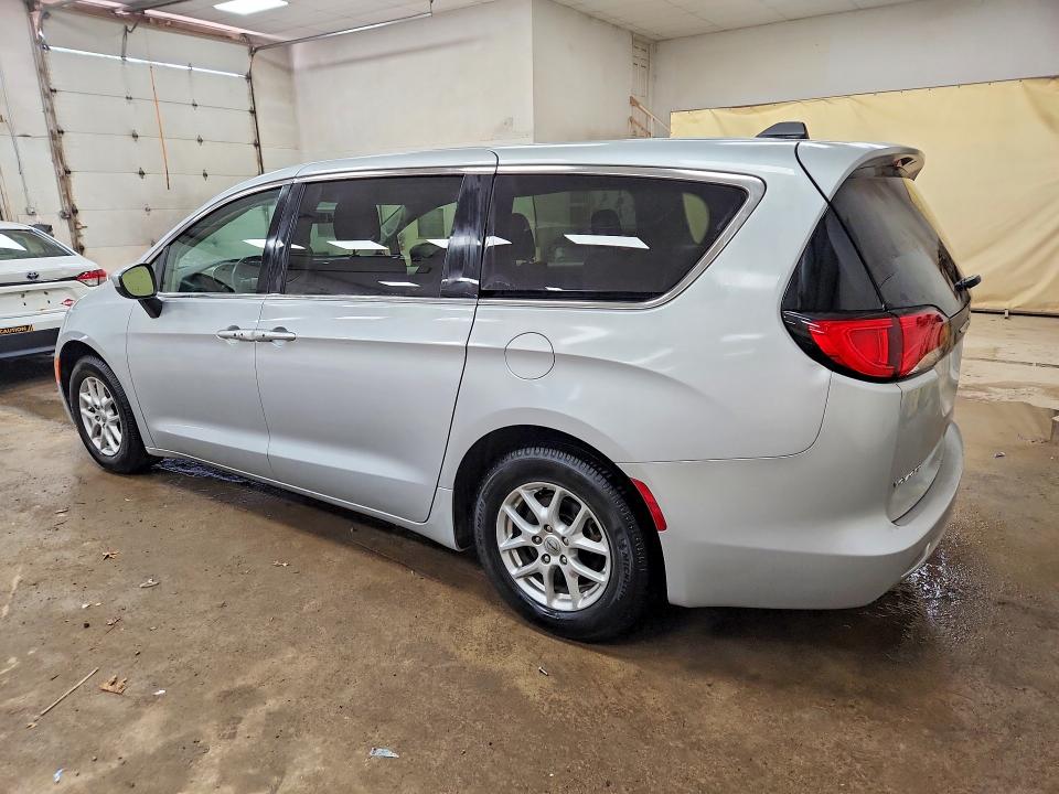 Продаж на аукціоні авто 2022 Chrysler Voyager, vin: 2C4RC1CG5NR165763, номер лоту: 54854766
