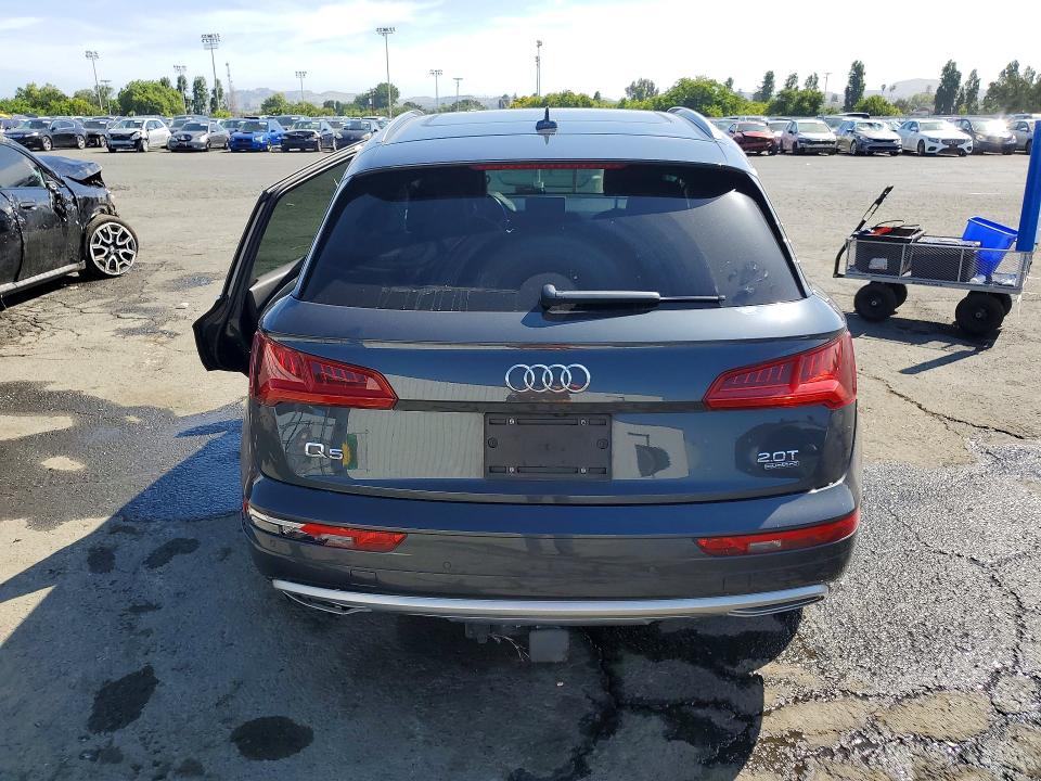 Продажа на аукционе авто 2018 Audi Q5, vin: WA1BNAFY3J2222870, номер лота: 54458346