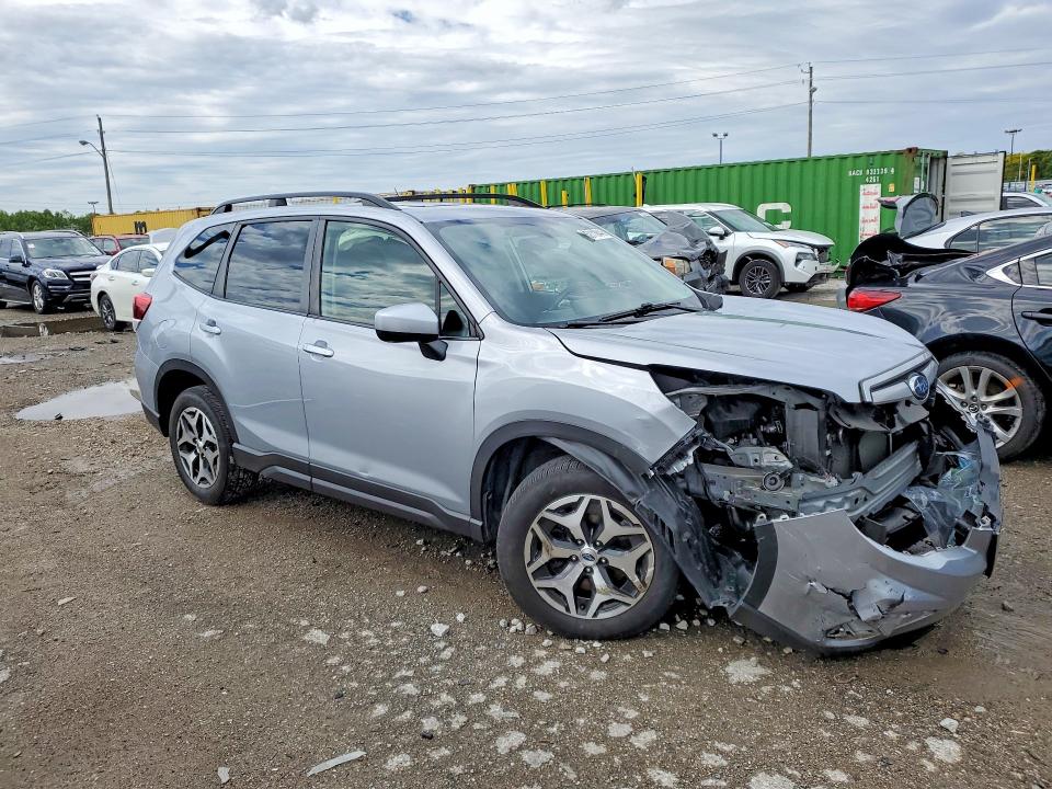 Продажа на аукционе авто 2021 Subaru Forester, vin: JF2SKAJC5MH572756, номер лота: 52119446