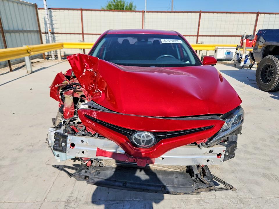 2020 Toyota Camry მანქანა იყიდება აუქციონზე, vin: 4T1G11AK2LU330958, აუქციონის ნომერი: 52970986