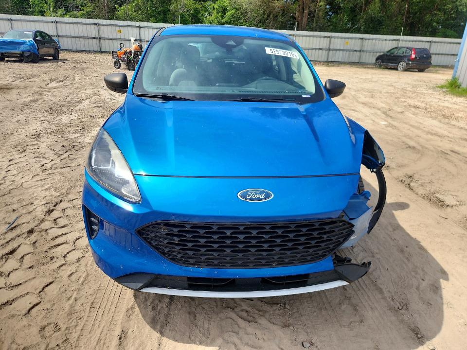 Продажа на аукционе авто 2020 Ford Escape, vin: 1FMCU0F6XLUB77113, номер лота: 52573016