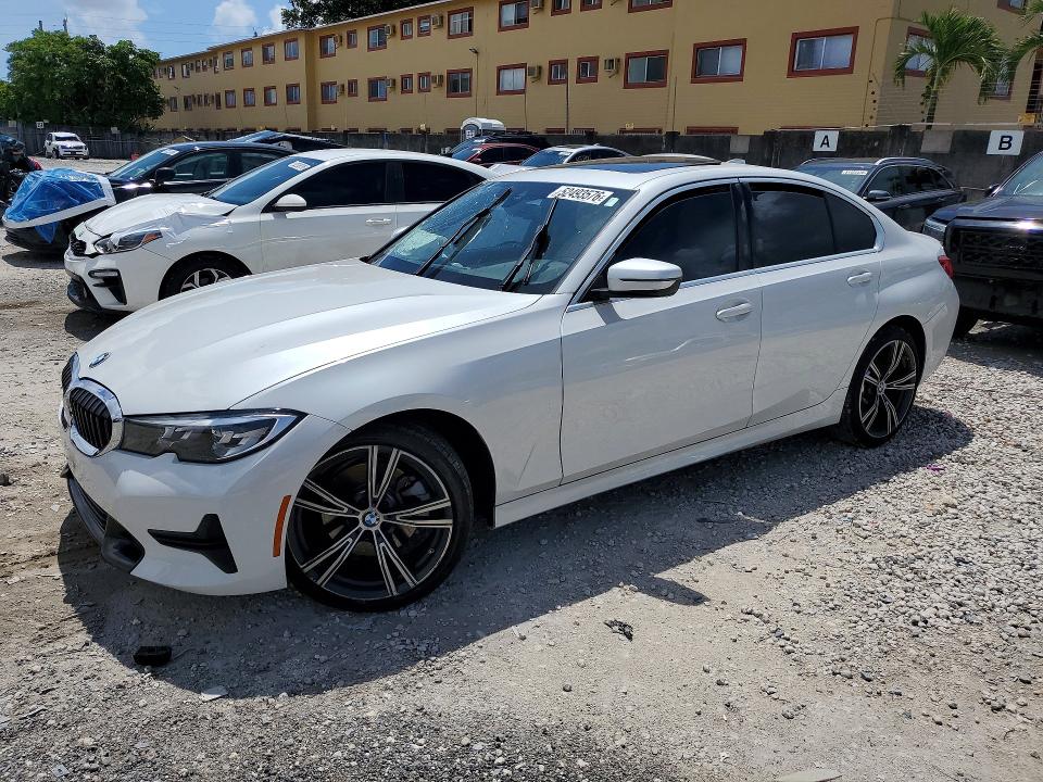 52493576 :رقم المزاد ، WBA5R1C50KAK11945 vin ، 2019 Bmw 330i مزاد بيع