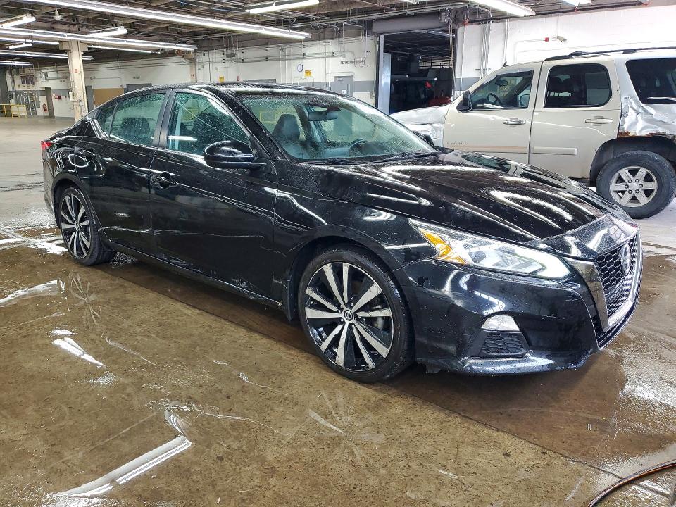 55013416 :رقم المزاد ، 1N4BL4CV3MN377547 vin ، 2021 Nissan Altima مزاد بيع