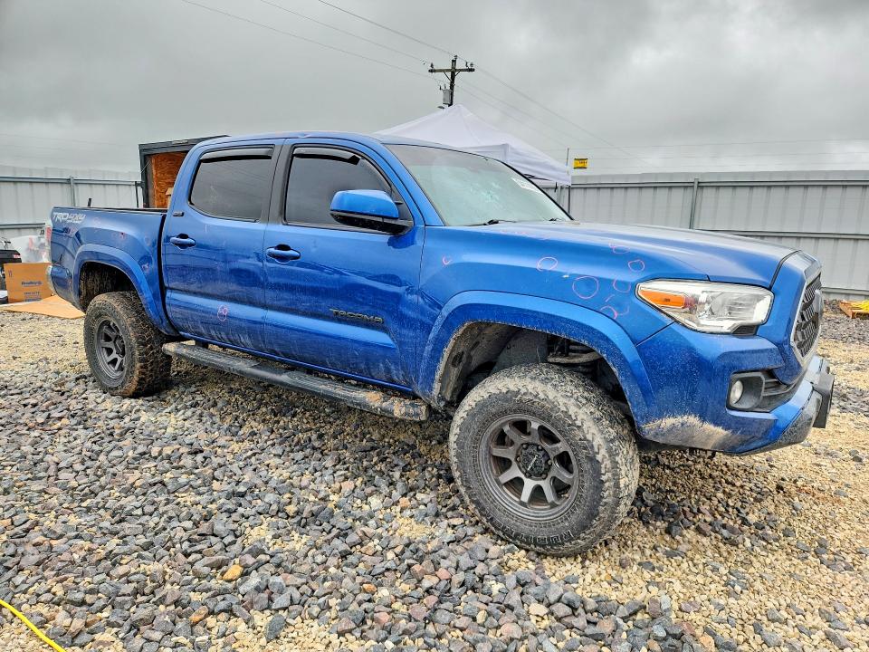 54111406 :رقم المزاد ، 3TMCZ5AN0JM177785 vin ، 2018 Toyota Tacoma مزاد بيع