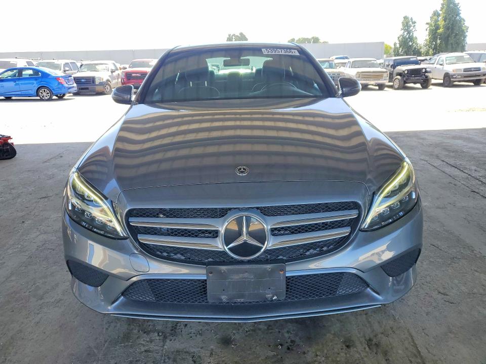 53957366 :رقم المزاد ، W1KWF8DB5MR650405 vin ، 2021 Mercedes-benz C مزاد بيع