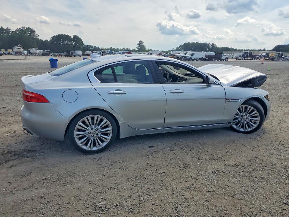Продажа на аукционе авто 2017 Jaguar Xe, vin: SAJAR4BG9HA947881, номер лота: 55099166