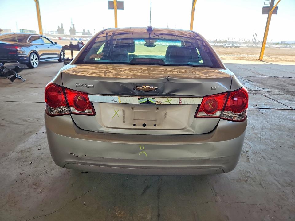 Продажа на аукционе авто 2015 Chevrolet Cruze, vin: 1G1PC5SB1F7181880, номер лота: 54533316