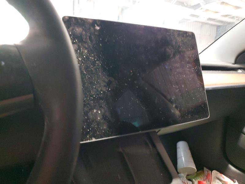 55136886 :رقم المزاد ، 5YJ3E1EB7NF332413 vin ، 2022 Tesla Model 3 مزاد بيع