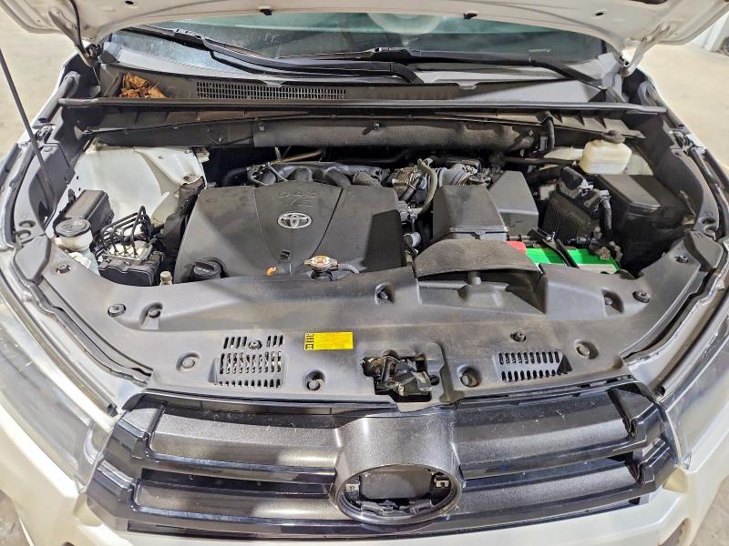 Продажа на аукционе авто 2019 Toyota Highlander, vin: 5TDJZRFH0KS603476, номер лота: 52552226