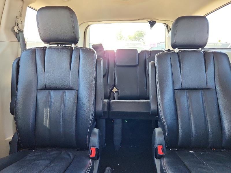 Продажа на аукционе авто 2015 Chrysler Town & Country, vin: 2C4RC1BG9FR565246, номер лота: 52935556
