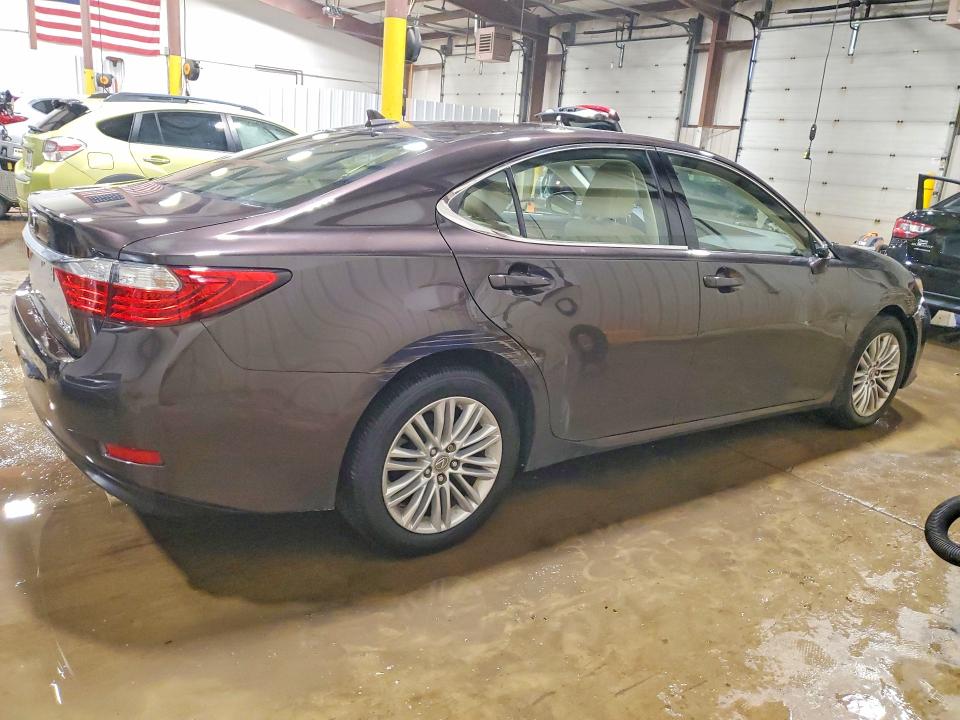 53036046 :رقم المزاد ، JTHBK1GG8D2055459 vin ، 2013 Lexus Es مزاد بيع