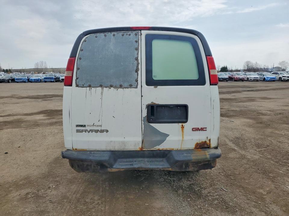 51787676 :رقم المزاد ، 1GTZGFBA0A1132067 vin ، 2010 Gmc Savan2500 مزاد بيع