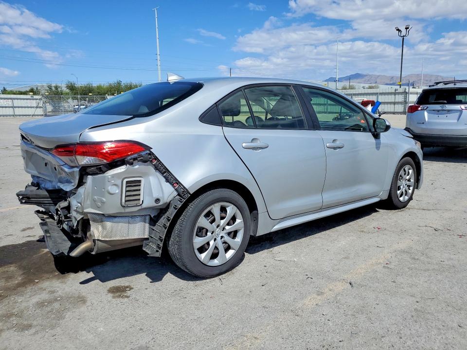 52212526 :رقم المزاد ، JTDEPMAE4MJ136960 vin ، 2021 Toyota Corolla مزاد بيع