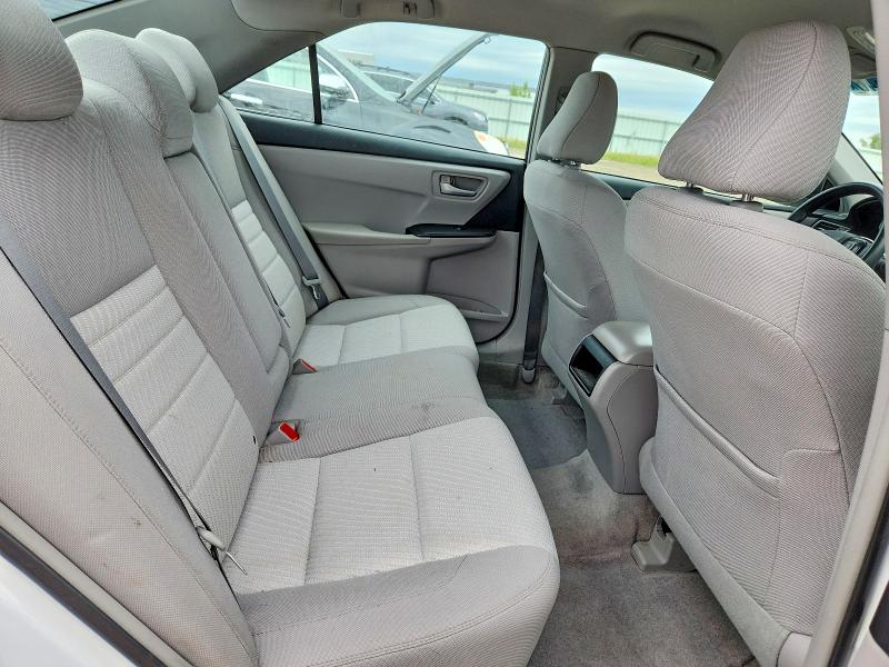 54297546 :رقم المزاد ، 4T1BF1FK8FU985425 vin ، 2015 Toyota Camry مزاد بيع