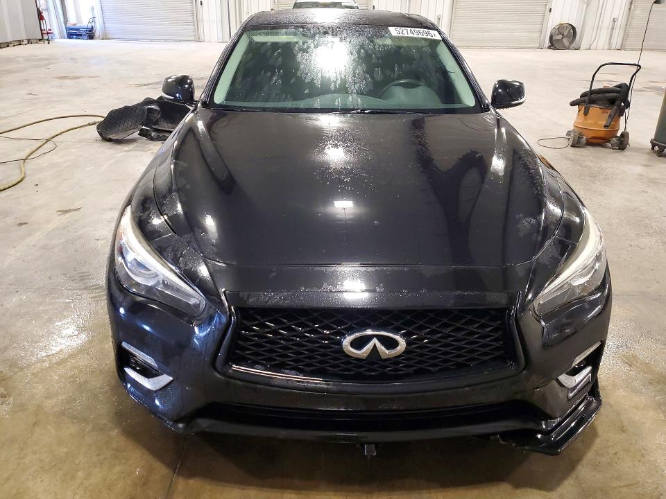 52749696 :رقم المزاد ، JN1EV7AR0JM434073 vin ، 2018 Infiniti Q50 مزاد بيع