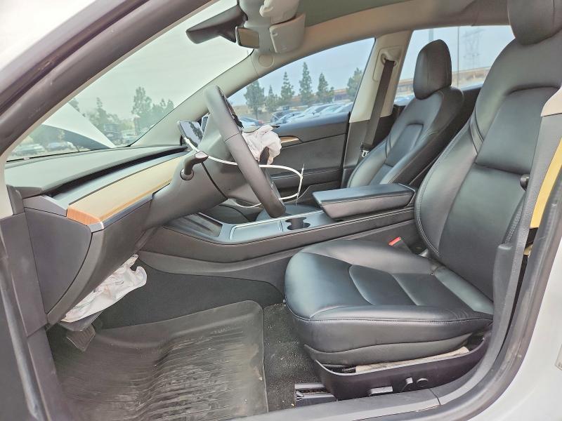76612145 :رقم المزاد ، 5YJ3E1EA0MF070675 vin ، 2021 Tesla Model 3 مزاد بيع