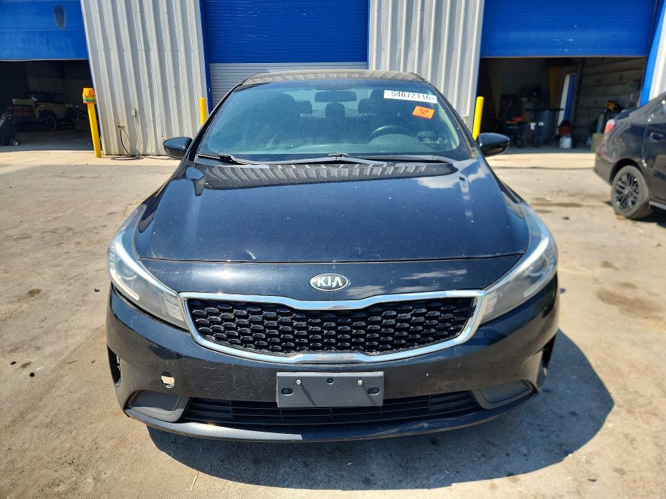 2018 Kia Forte მანქანა იყიდება აუქციონზე, vin: 3KPFL4A76JE186768, აუქციონის ნომერი: 54072116