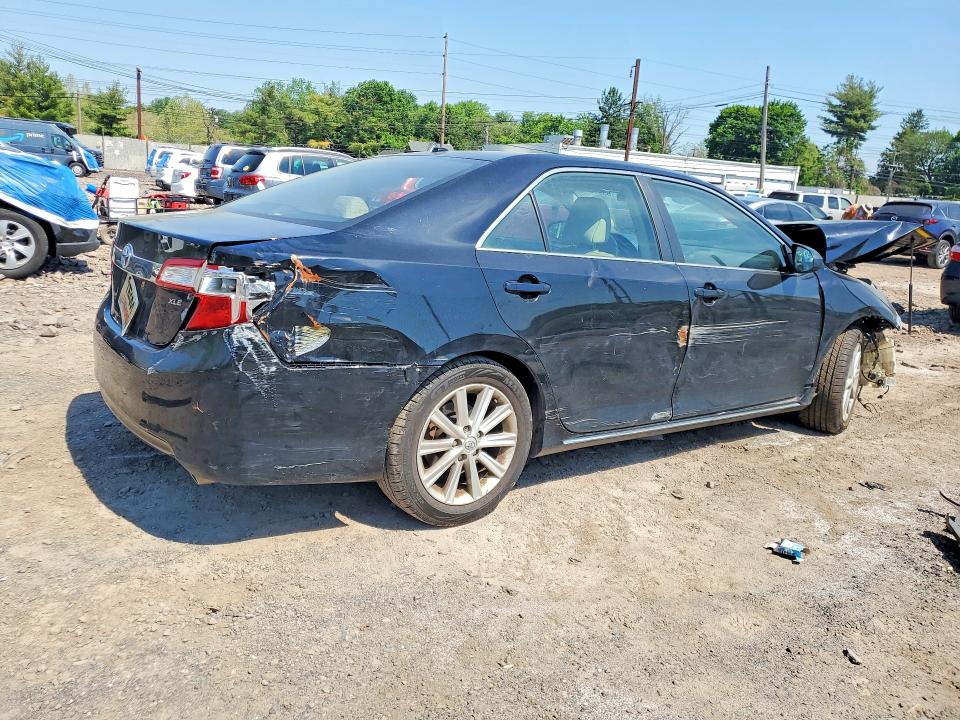 2014 Toyota Camry მანქანა იყიდება აუქციონზე, vin: 4T1BK1FK4EU024797, აუქციონის ნომერი: 53979096