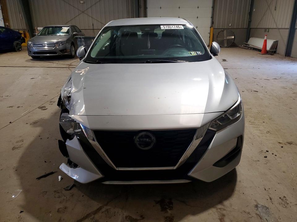 51951746 :رقم المزاد ، 3N1AB8CV6NY245163 vin ، 2022 Nissan Sentra مزاد بيع