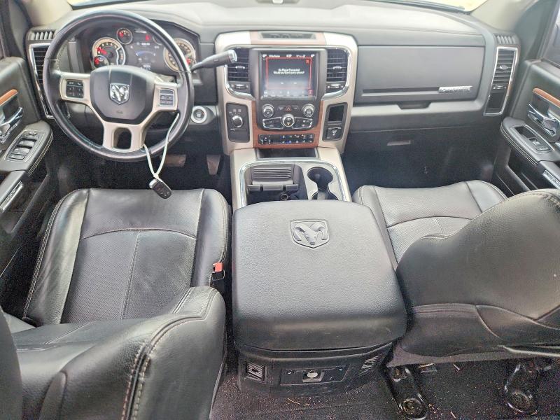 53948176 :رقم المزاد ، 3C63RRJL3JG220222 vin ، 2018 Ram 3500 مزاد بيع