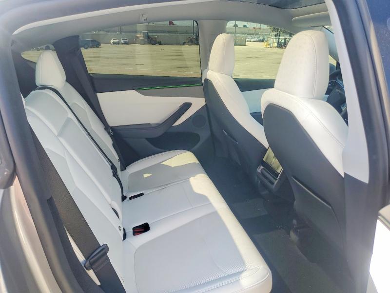 2026 Tesla Model Y მანქანა იყიდება აუქციონზე, vin: 7SAYGDEDXTF406393, აუქციონის ნომერი: 52948146