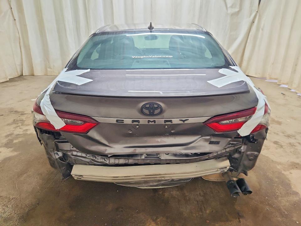 Продаж на аукціоні авто 2023 Toyota Camry, vin: 4T1G11AK4PU790970, номер лоту: 53752186