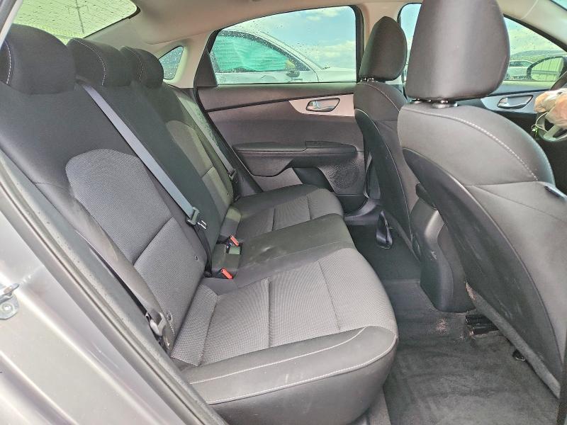 52616166 :رقم المزاد ، 3KPF24AD8RE837595 vin ، 2024 Kia Forte مزاد بيع