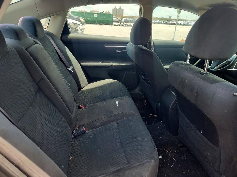 2015 Nissan Altima მანქანა იყიდება აუქციონზე, vin: 1N4AL3APXFC207016, აუქციონის ნომერი: 53879156