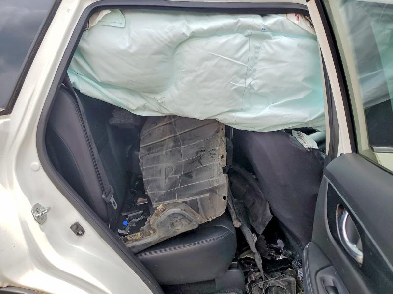 Продаж на аукціоні авто 2015 Nissan Rogue, vin: 5N1AT2MV7FC812735, номер лоту: 52880396