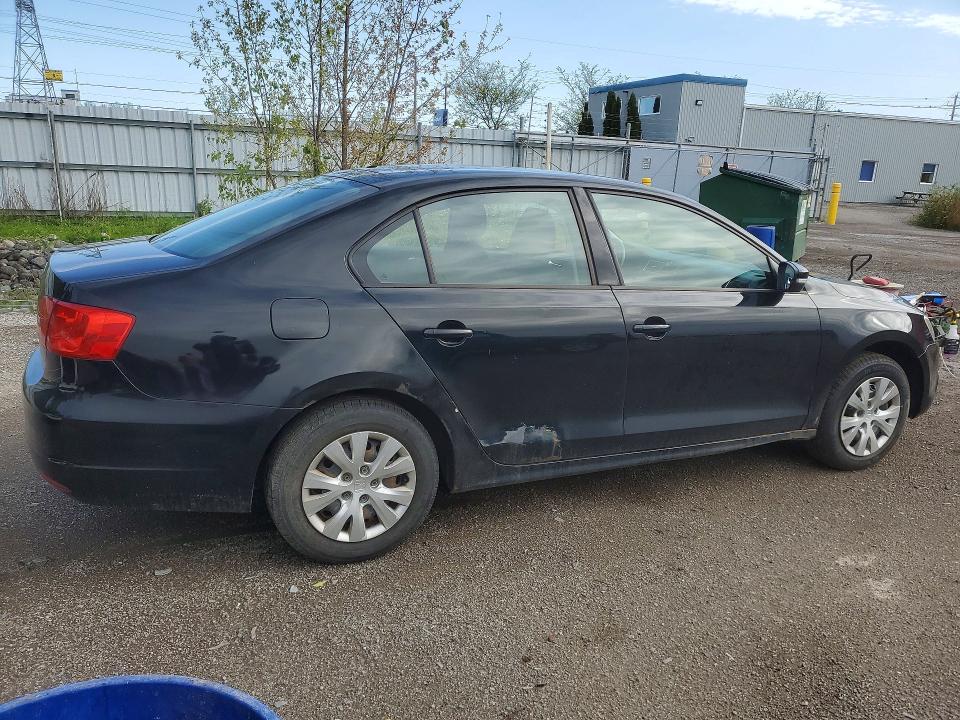 53769856 :رقم المزاد ، 3VW2K7AJ9EM352532 vin ، 2014 Volkswagen Jetta مزاد بيع
