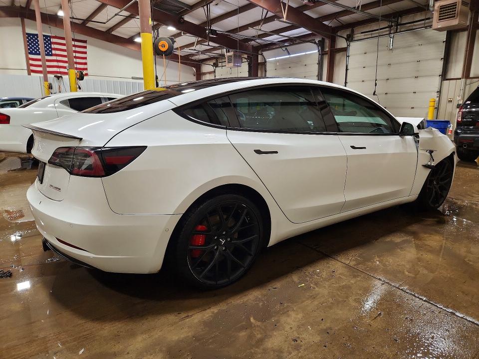 Продажа на аукционе авто 2022 Tesla Model 3, vin: 5YJ3E1ECXNF275889, номер лота: 54856666