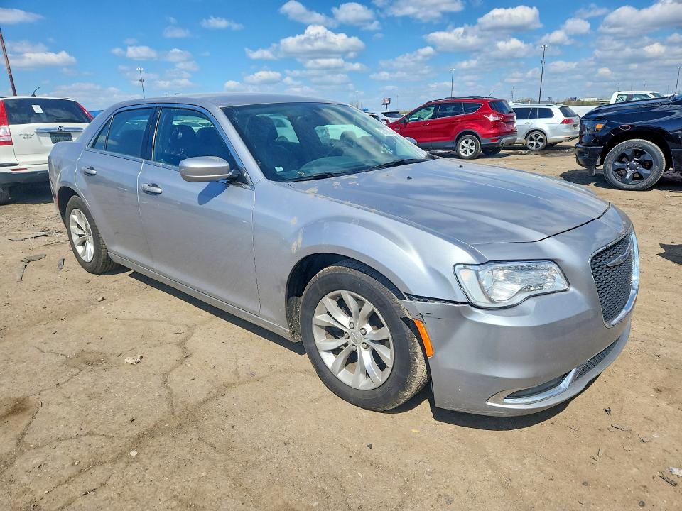 Продаж на аукціоні авто 2015 Chrysler 300, vin: 2C3CCAAG4FH922432, номер лоту: 52709026