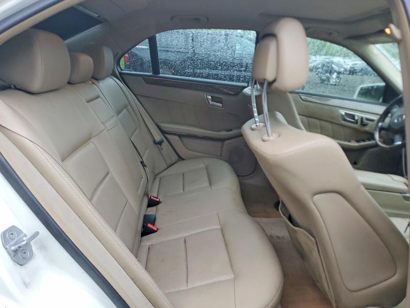 53643386 :رقم المزاد ، WDDHF8HB1BA425431 vin ، 2011 Mercedes-benz E مزاد بيع