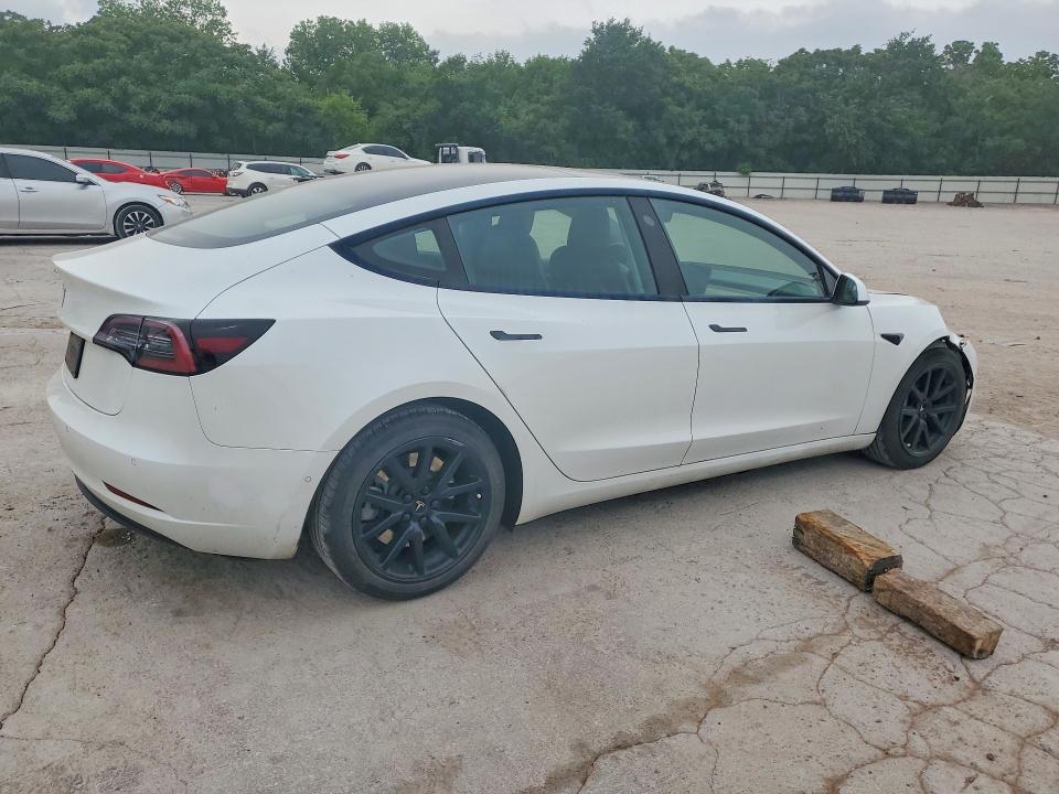 Продажа на аукционе авто 2022 Tesla Model 3, vin: 5YJ3E1EA3NF190021, номер лота: 51490026
