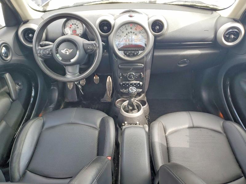 2011 Mini Cooper მანქანა იყიდება აუქციონზე, vin: WMWZC5C52BWM10086, აუქციონის ნომერი: 52552286