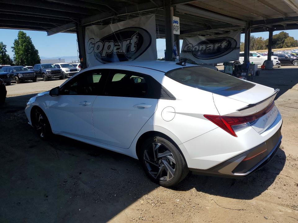 2025 Hyundai Elantra Hybrid მანქანა იყიდება აუქციონზე, vin: KMHLM4DJ0SU150676, აუქციონის ნომერი: 52879496