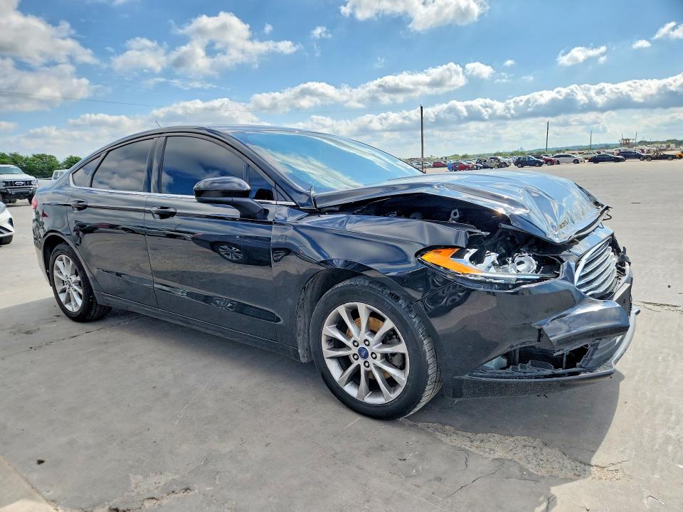 53810166 :رقم المزاد ، 3FA6P0H76HR276871 vin ، 2017 Ford Fusion مزاد بيع