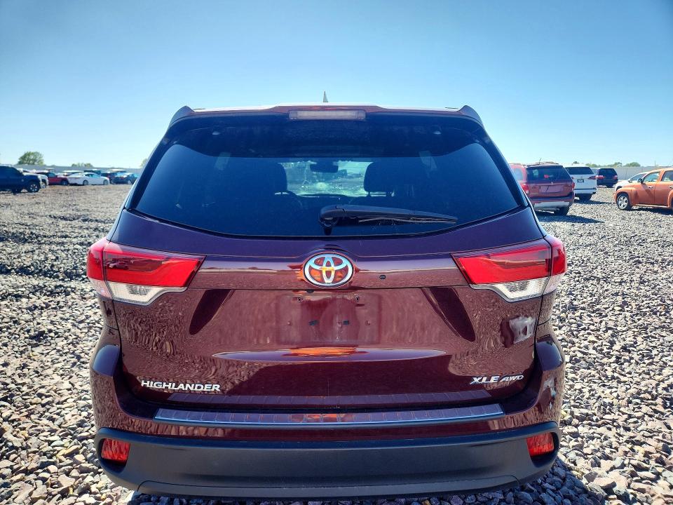 53000726 :رقم المزاد ، 5TDJZRFH1KS953151 vin ، 2019 Toyota Highlander مزاد بيع