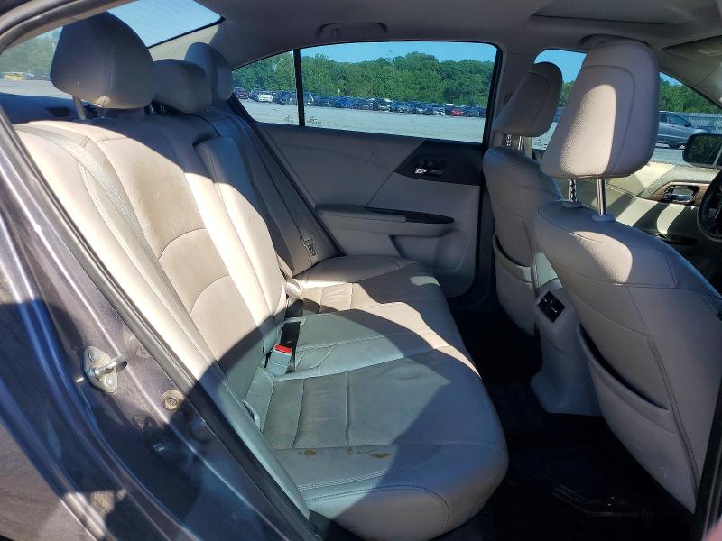 Продажа на аукционе авто 2017 Honda Accord, vin: 1HGCR2F88HA067643, номер лота: 52659706