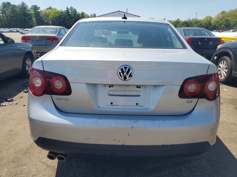 54142026 :رقم المزاد ، 3VWRM71K08M113800 vin ، 2008 Volkswagen Jetta مزاد بيع