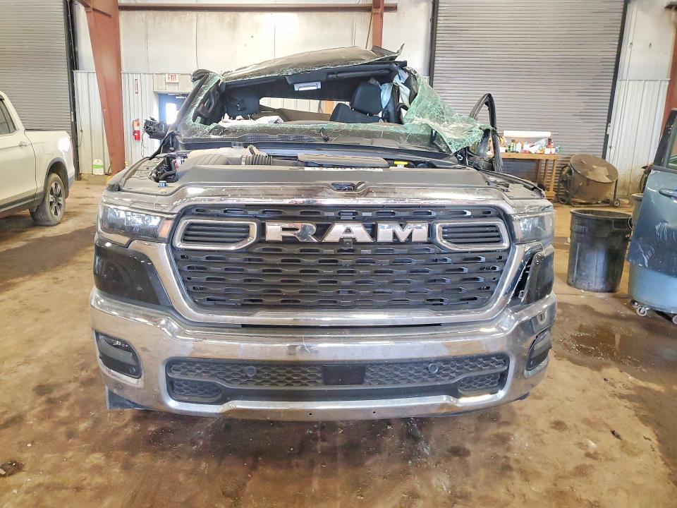 52681886 :رقم المزاد ، 1C6RRFFG5SN185809 vin ، 2025 Ram 1500 مزاد بيع