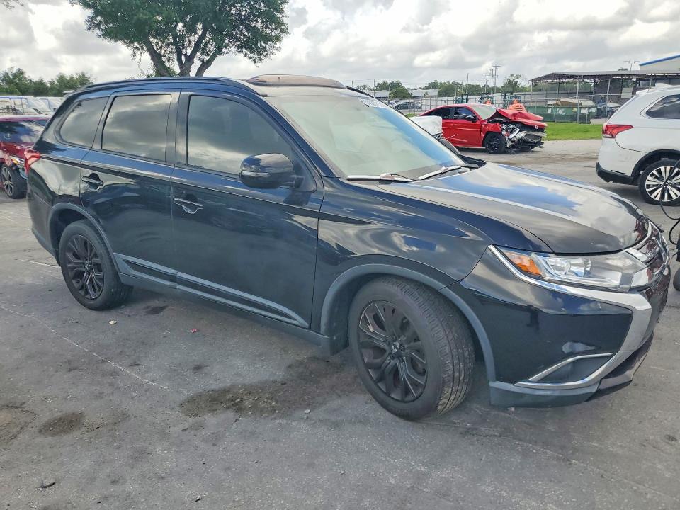 Продаж на аукціоні авто 2018 Mitsubishi Outlander, vin: JA4AD3A31JZ069872, номер лоту: 54881216