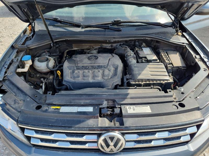 54046926 :رقم المزاد ، 3VV2B7AX6JM048416 vin ، 2018 Volkswagen Tiguan مزاد بيع