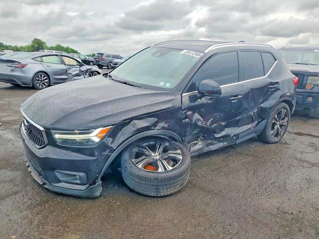 Продаж на аукціоні авто 2019 Volvo Xc40, vin: YV4162UL9K2101805, номер лоту: 54412986