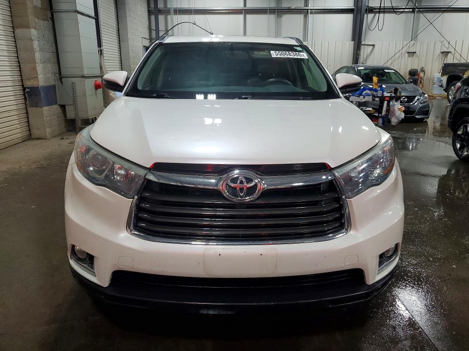 Продажа на аукционе авто 2015 Toyota Highlander, vin: 5TDDKRFH9FS089635, номер лота: 55068386